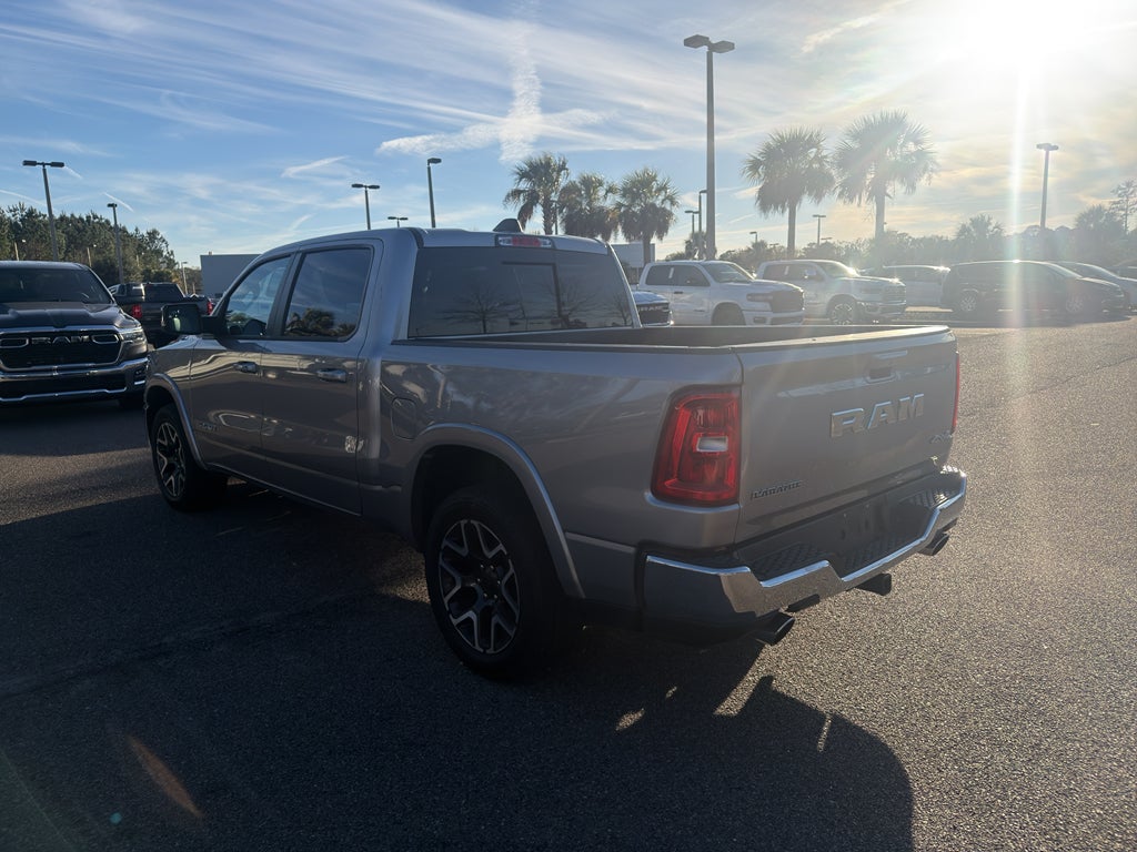 2025 RAM 1500 Laramie Crew Cab 4x4 5'7' Box