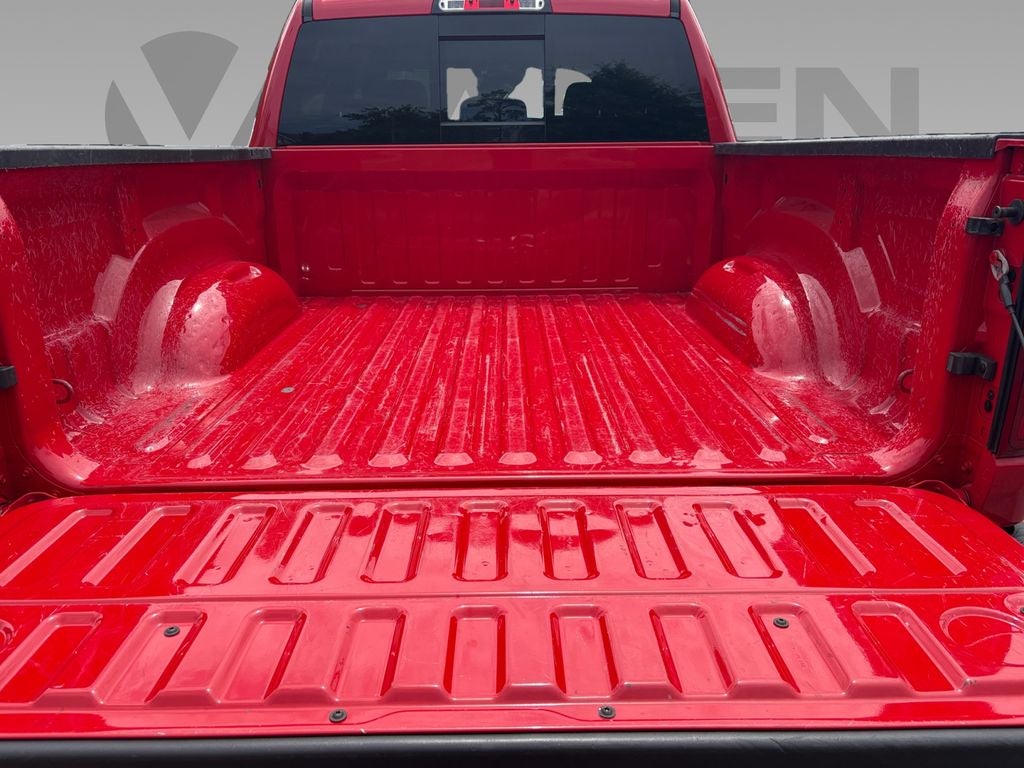 2022 RAM 1500 Laramie Crew Cab 4x4 5'7' Box
