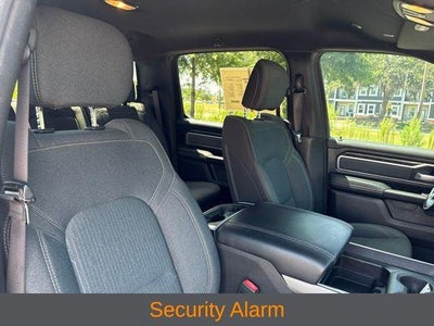 2021 RAM 1500 Big Horn Crew Cab 4x4 6'4' Box