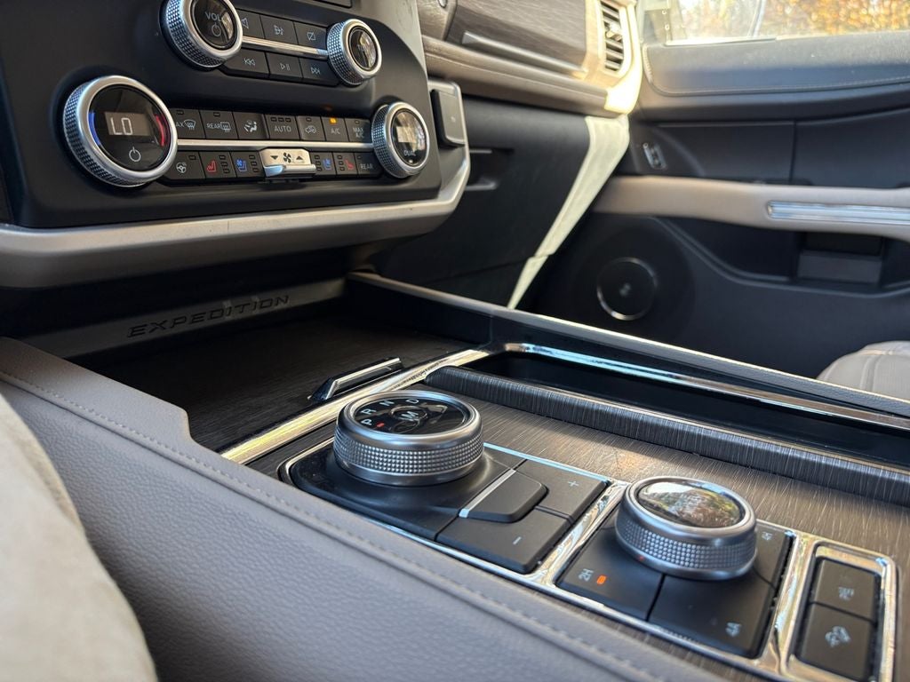 2024 Ford Expedition Limited MAX