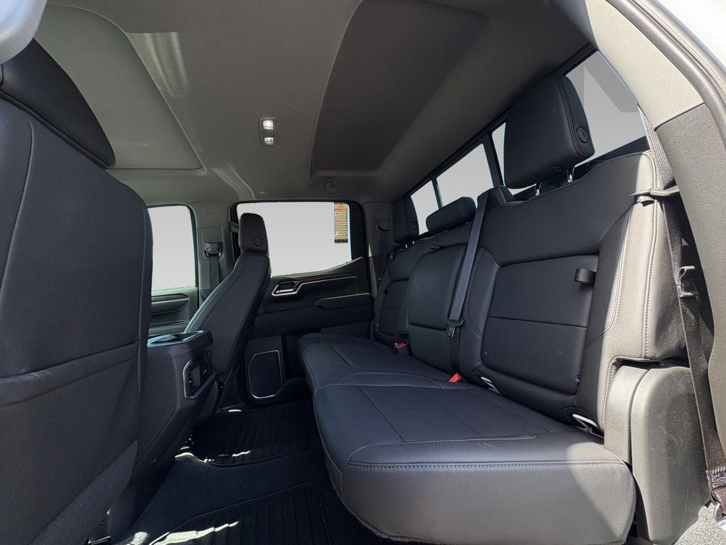 2023 Chevrolet Silverado 1500 4WD Crew Cab Short Bed LTZ