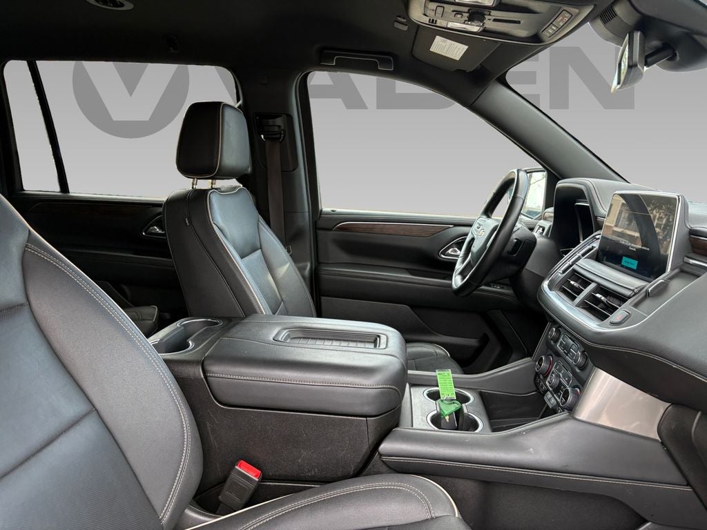 2023 Chevrolet Suburban 2WD Premier