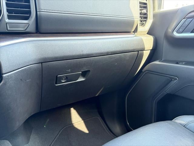 2025 GMC Sierra 1500 4WD Crew Cab Short Box SLT