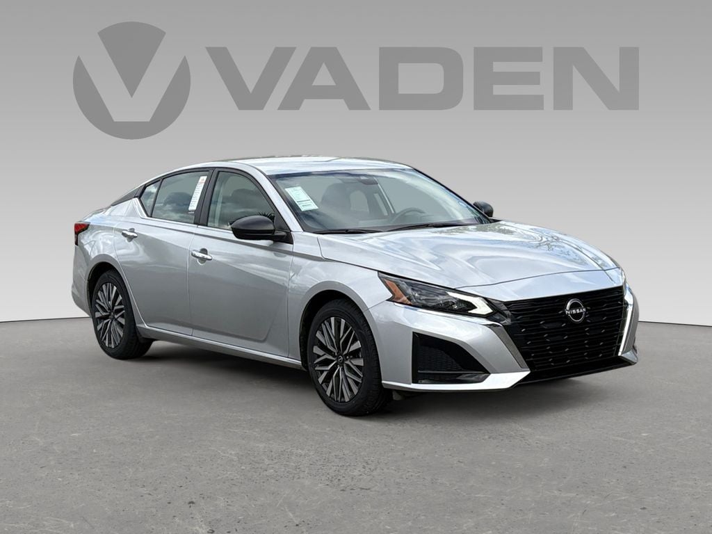2024 Nissan Altima SV FWD