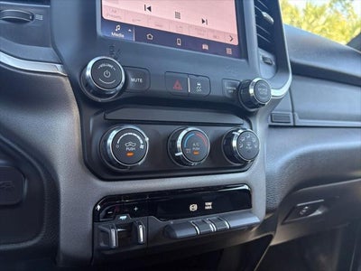 2024 RAM 3500 Big Horn Crew Cab 4x4 8' Box