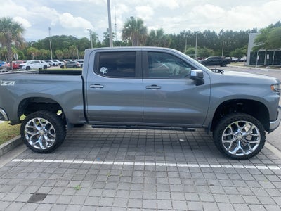 2021 Chevrolet Silverado 1500 4WD Crew Cab Short Bed LT