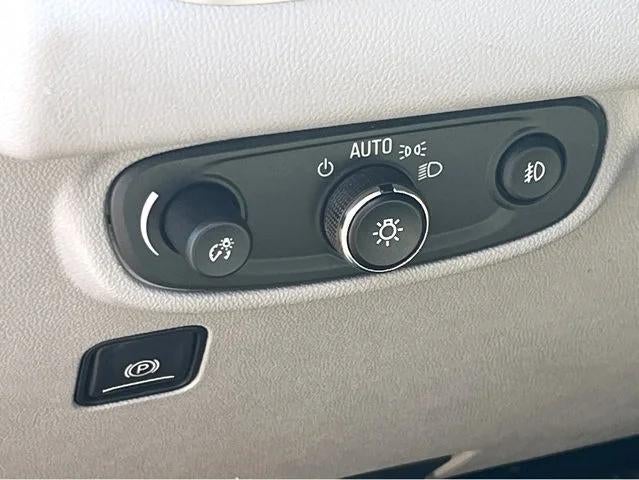 2023 GMC Terrain FWD SLT