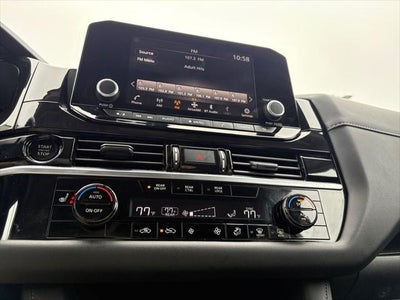 2025 Nissan Pathfinder SV FWD