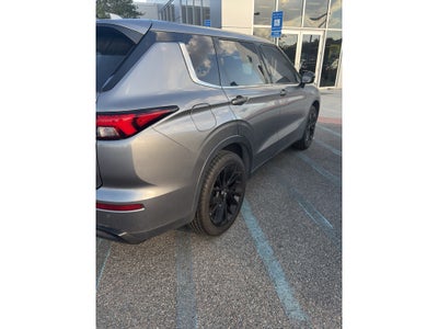 2023 Mitsubishi Outlander SE Black Edition 2WD