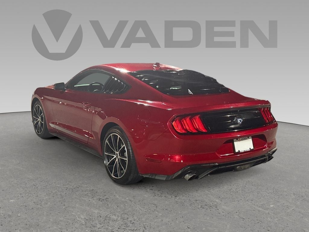 2021 Ford Mustang EcoBoost