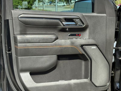 2023 GMC Sierra AT4
