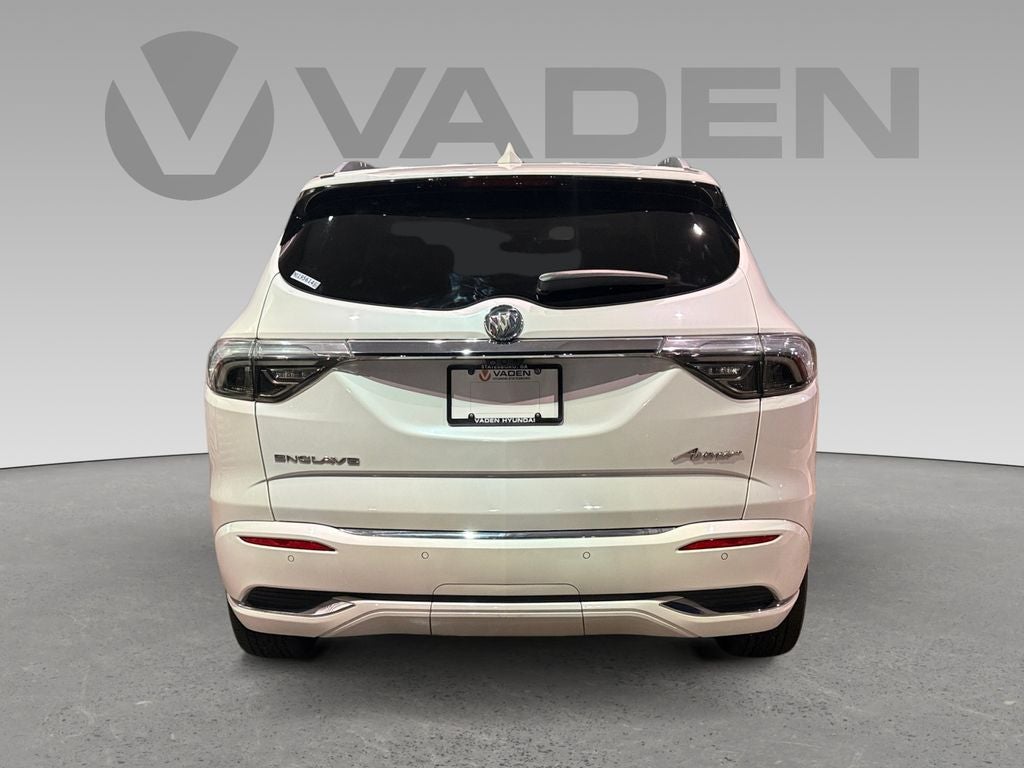 2022 Buick Enclave Avenir