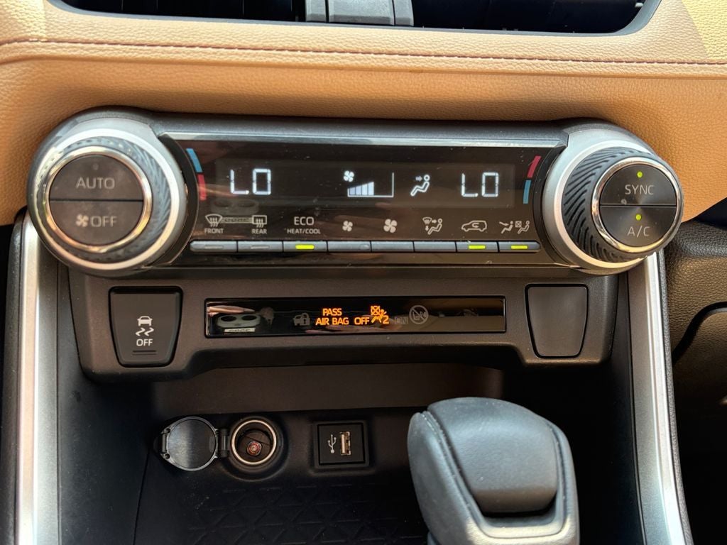 2023 Toyota RAV4 Hybrid LE