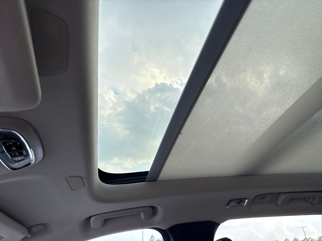 2019 Volvo XC90 T6 Momentum