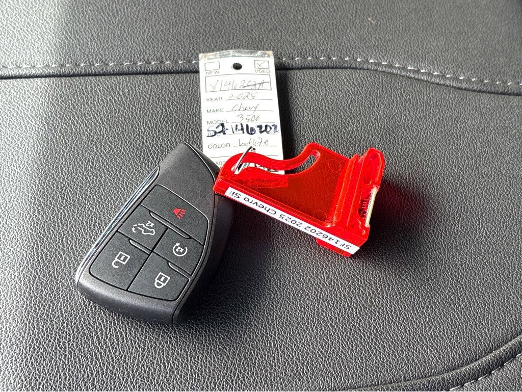 2025 Chevrolet Silverado 3500 HD LT DRW