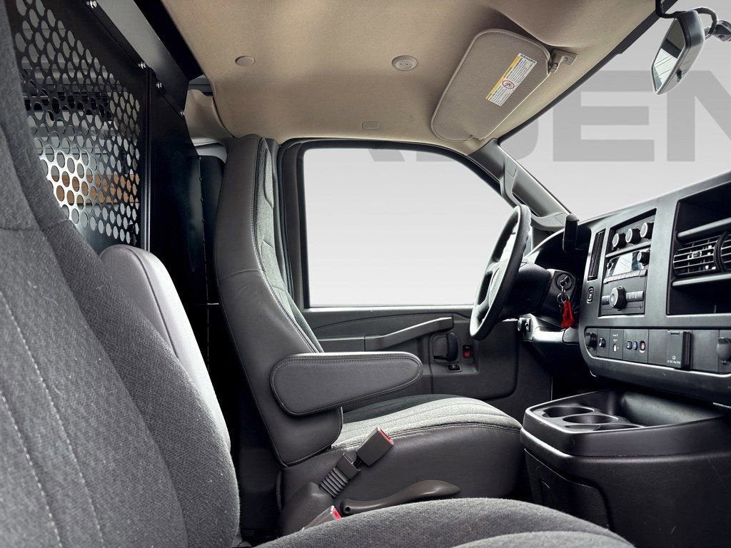 2024 GMC Savana Cargo 2500 Work Van