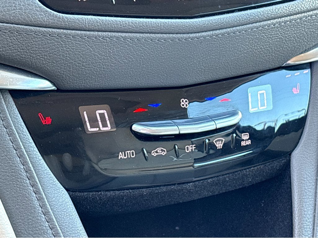 2017 Cadillac XT5 Luxury FWD