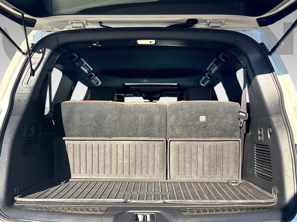 2020 Nissan Armada Platinum