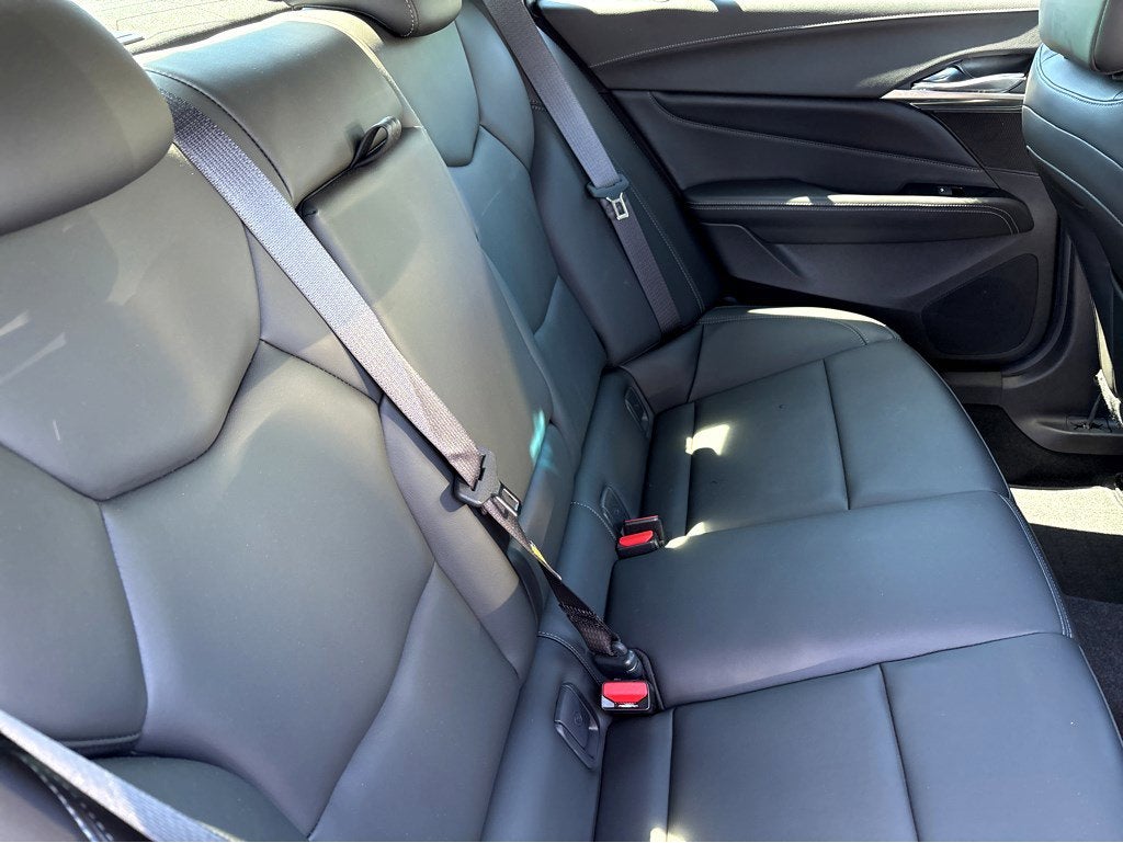 2022 Cadillac CT4 Luxury