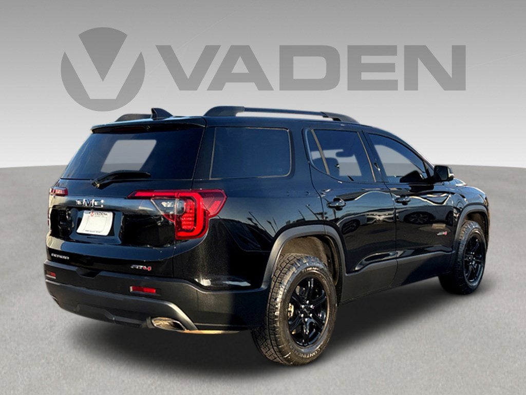 2023 GMC Acadia AT4