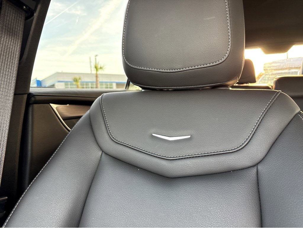 2024 Cadillac XT6 Luxury