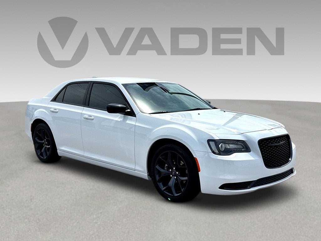 2021 Chrysler 300