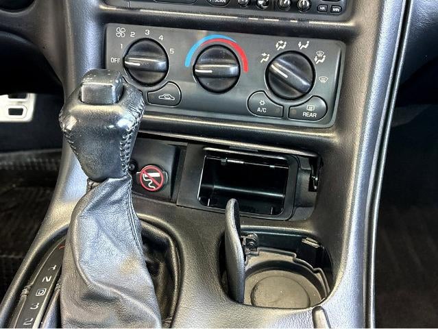 2000 Chevrolet Corvette Base