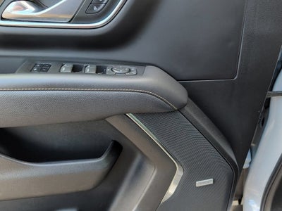 2023 GMC Yukon Base