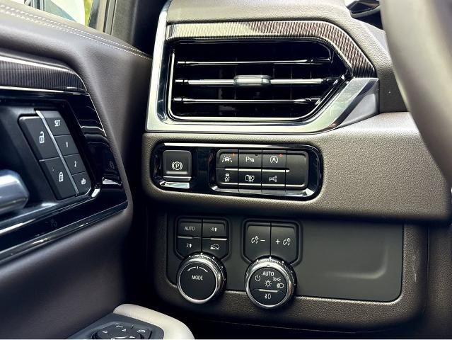 2025 GMC Yukon Elevation