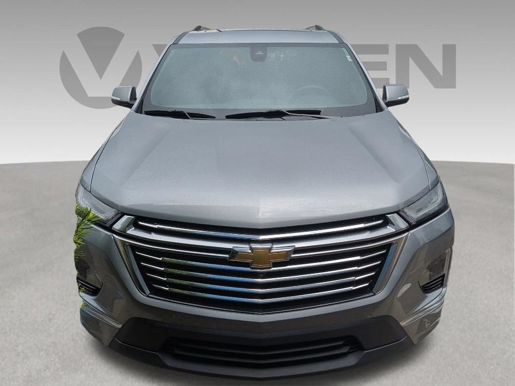 2023 Chevrolet Traverse Base