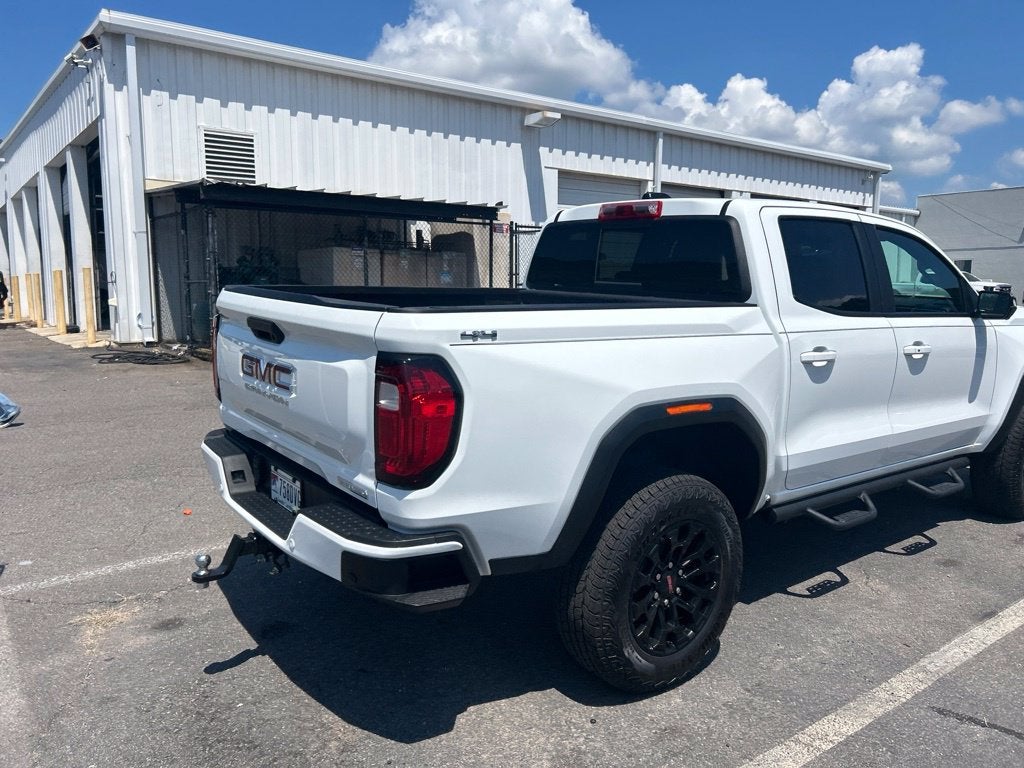 2026 GMC Canyon Base