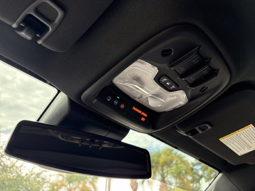 2024 GMC Canyon Base