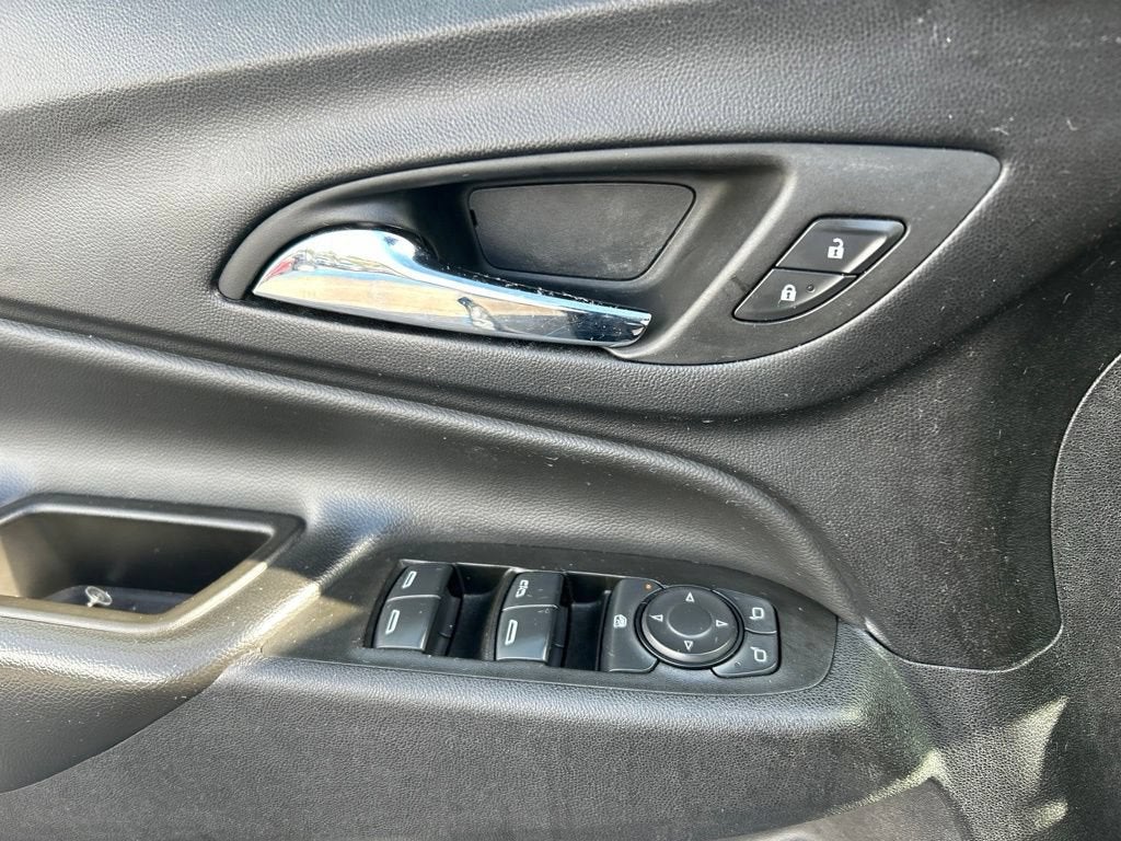 2024 Chevrolet Equinox Base