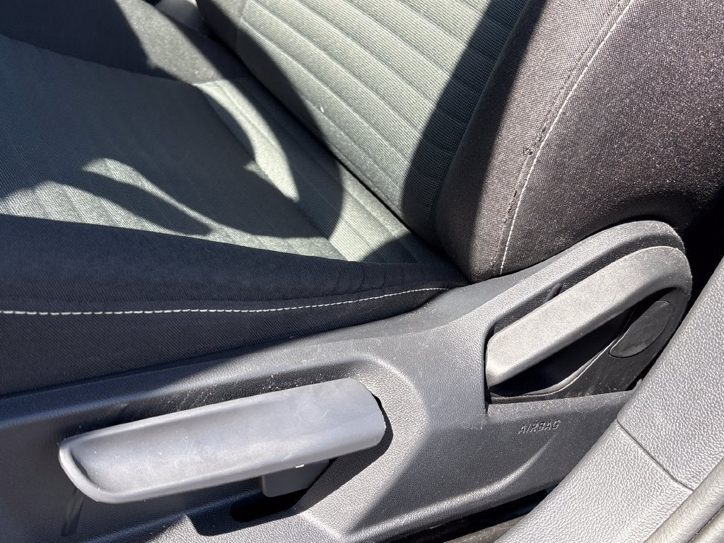 2024 Volkswagen Jetta Base