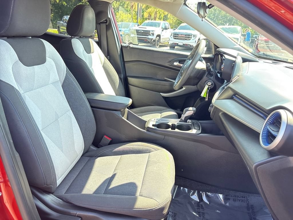 2024 Chevrolet Trax Base