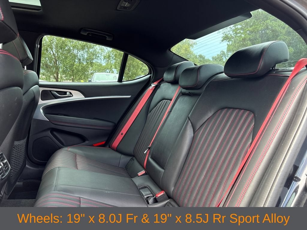 2023 Genesis G70 Base
