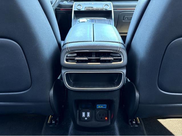 2024 Genesis GV80 Base