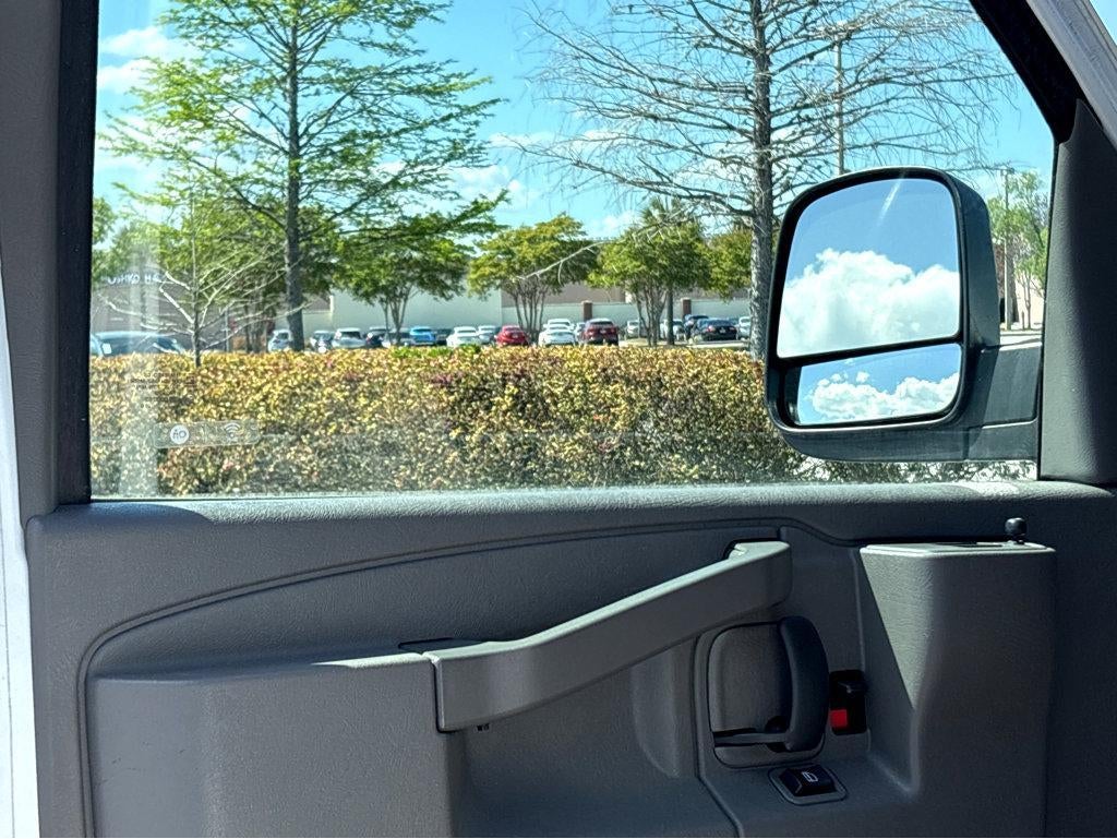 2019 Chevrolet Express Passenger 3500 LT