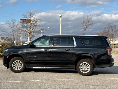 2024 Chevrolet Suburban LT