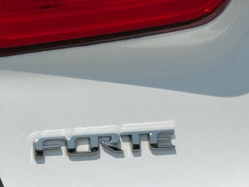 2016 Kia Forte Base