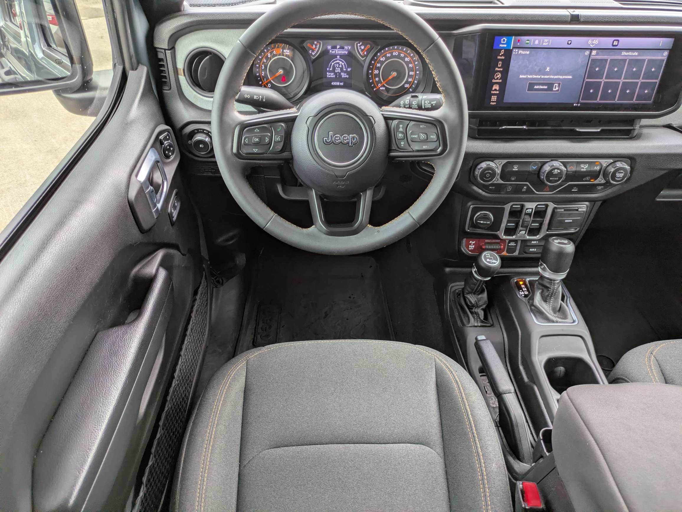 2024 Jeep Wrangler 4-Door Willys 4x4