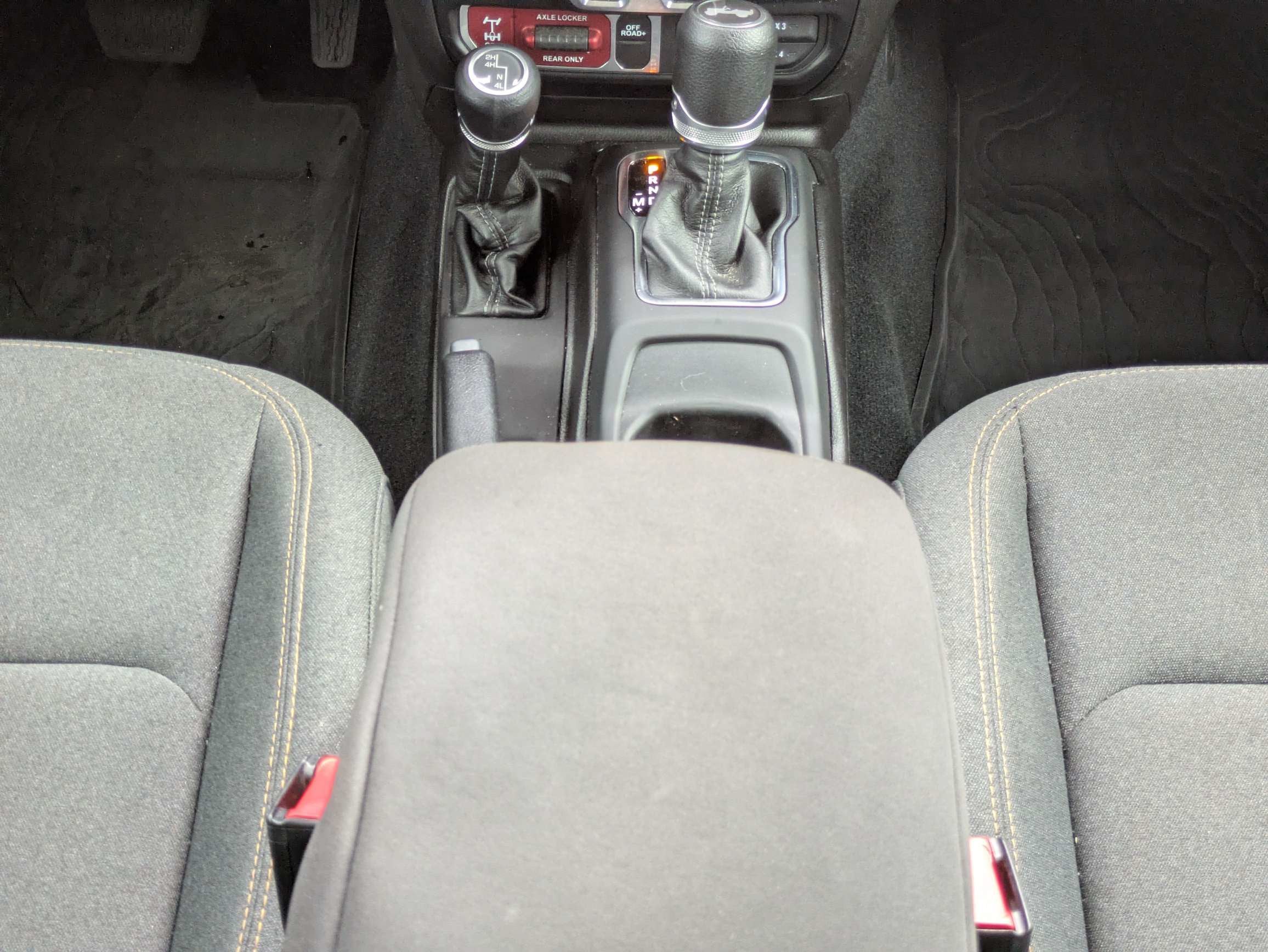 2024 Jeep Wrangler 4-Door Willys 4x4