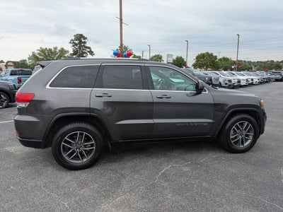 2019 Jeep Grand Cherokee Laredo E