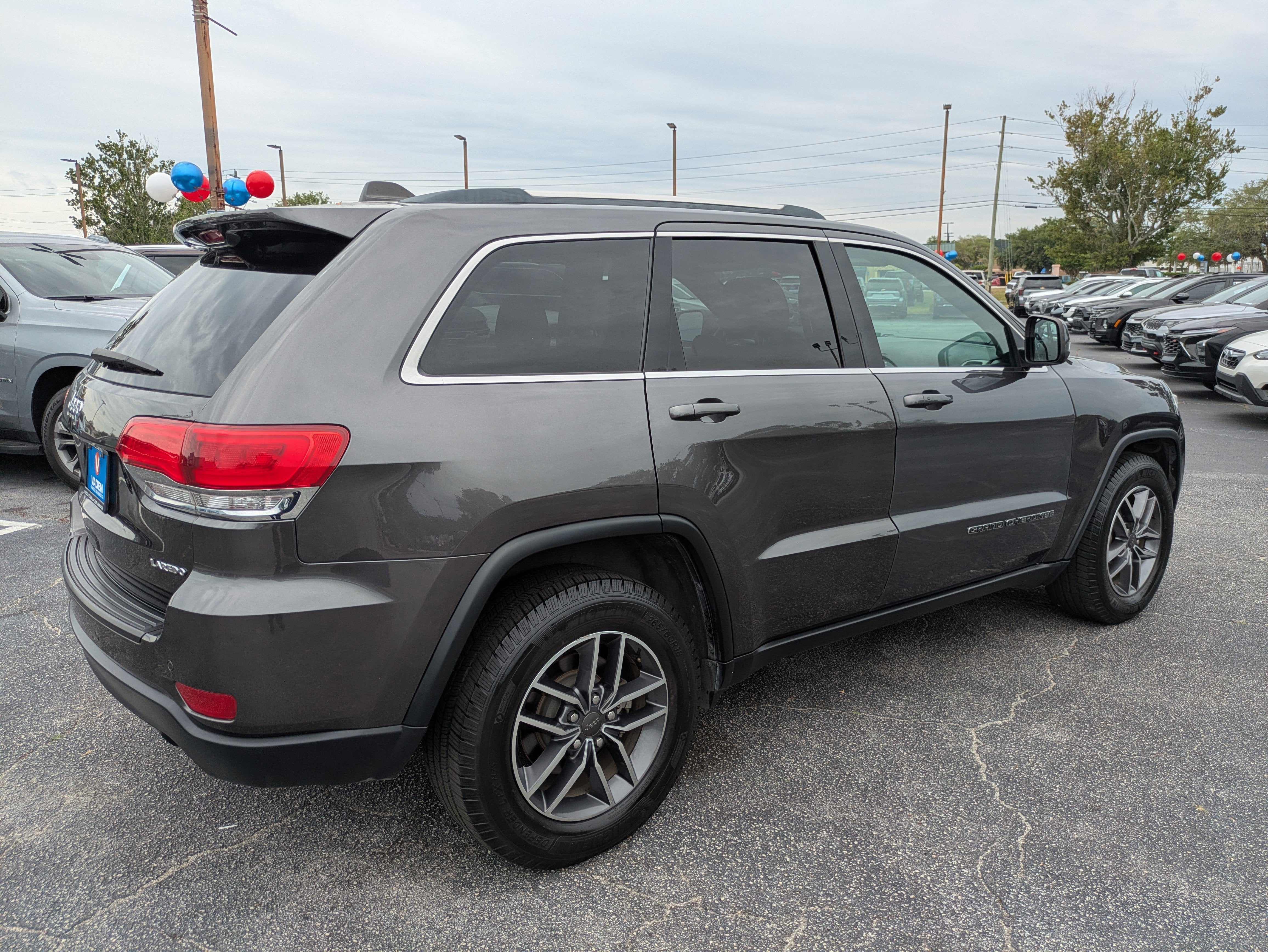2019 Jeep Grand Cherokee Laredo E
