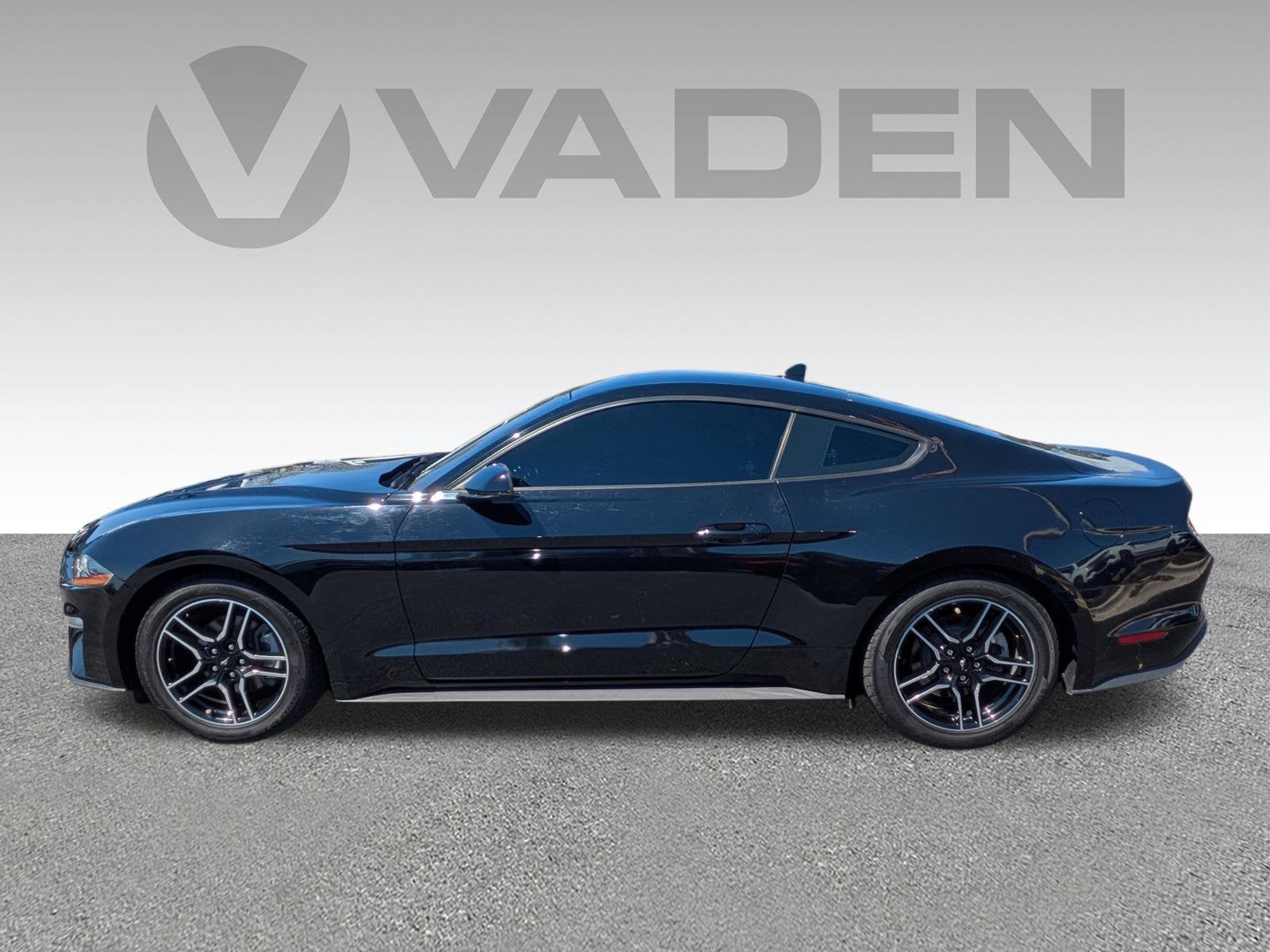 2020 Ford Mustang EcoBoost