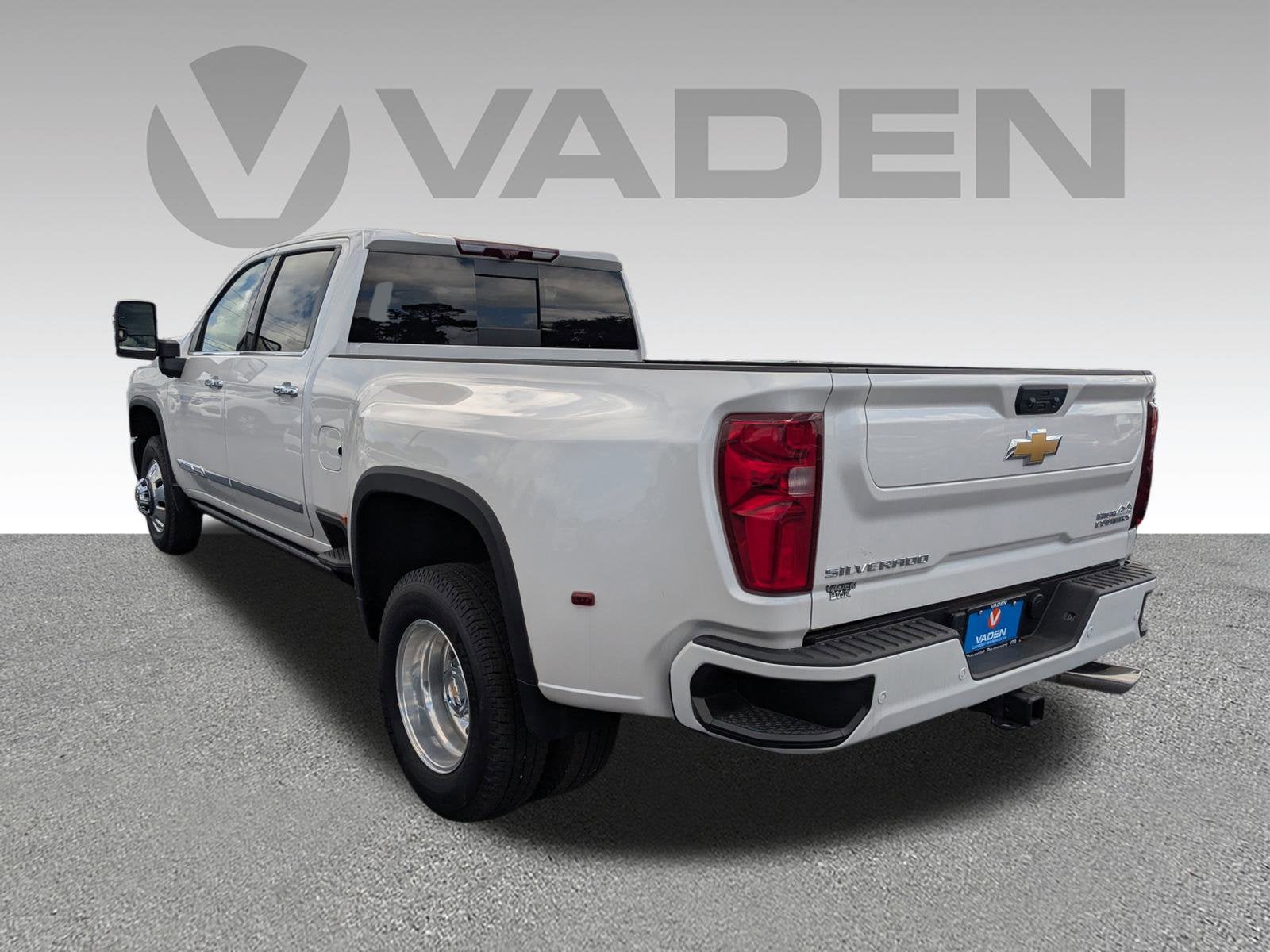 2024 Chevrolet Silverado 3500 HD High Country DRW
