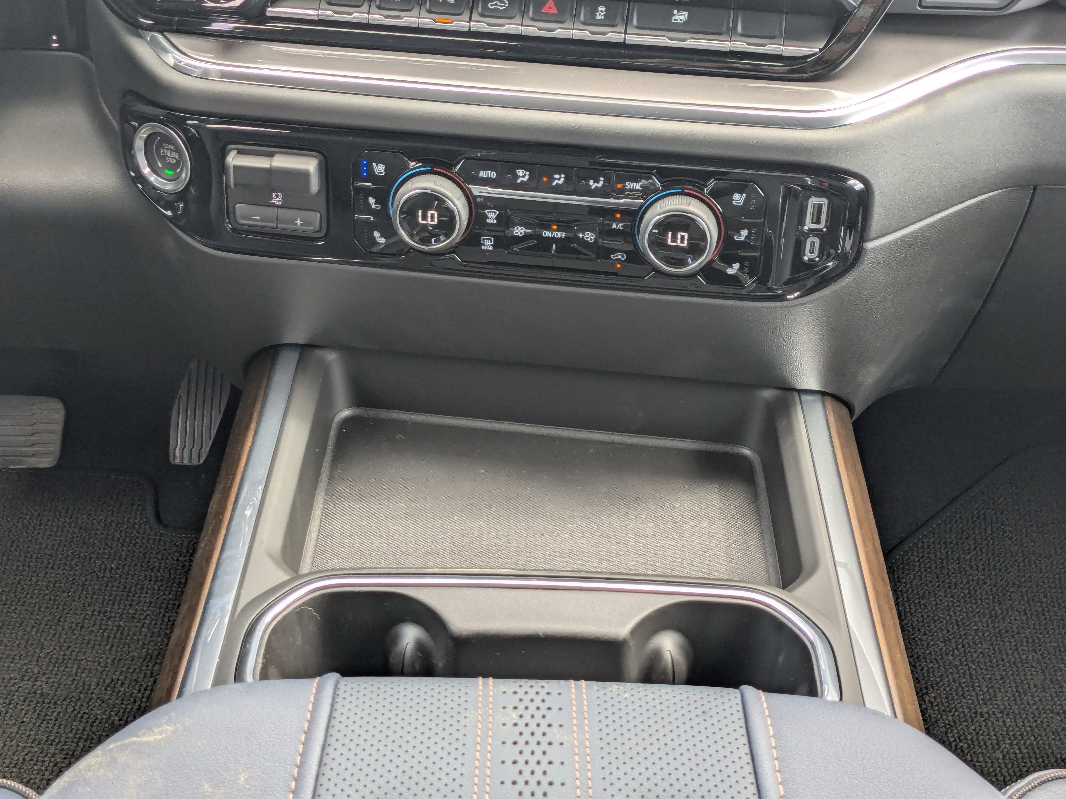 2024 Chevrolet Silverado 3500 HD High Country DRW