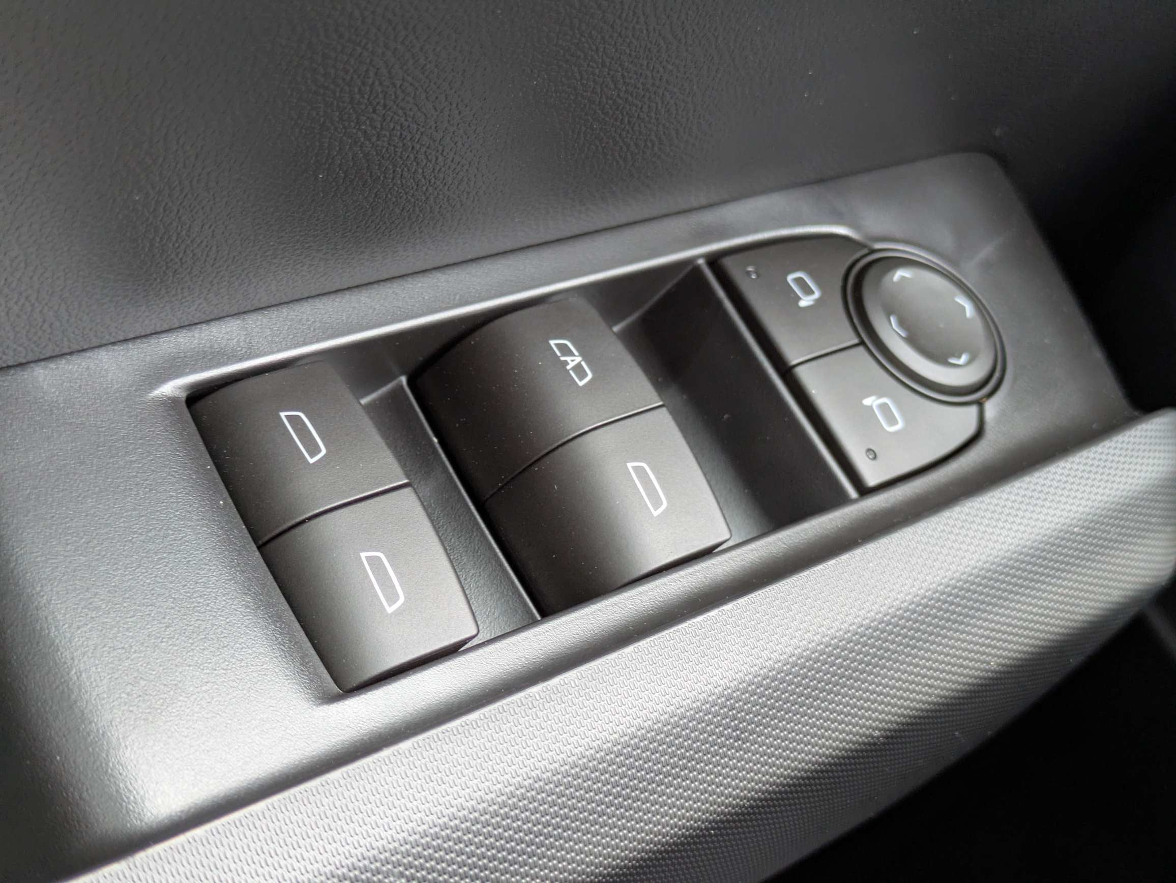2026 Chevrolet Colorado Trail Boss - Photo 11