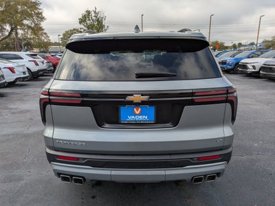 2024 Chevrolet Traverse LT