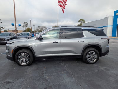 2024 Chevrolet Traverse LT